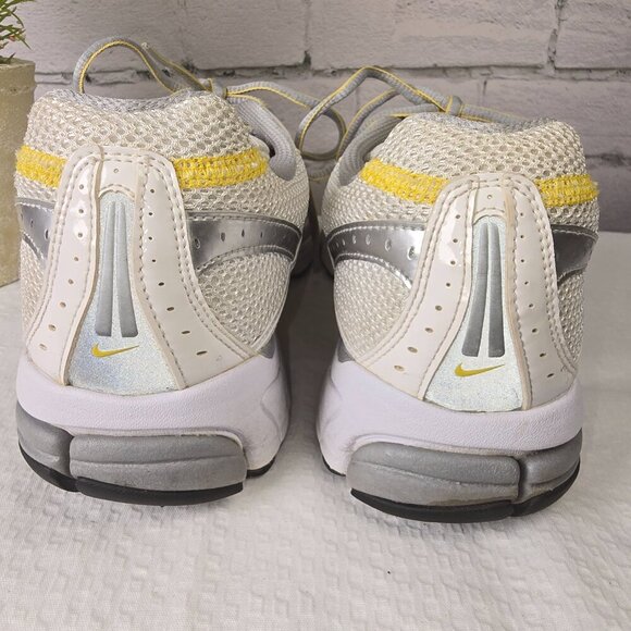 NIKE LIVESTRONG LEATHER/TEXTILE RUNNING SHOES WHITE WITH YELLOW ACCENT SIZE 10 - Picture 5 of 7